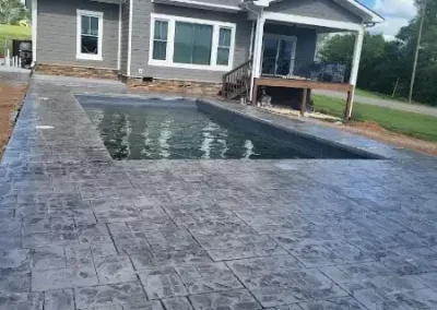 Professional concrete specialist 400x284