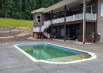 Respected concrete contractor 400x284